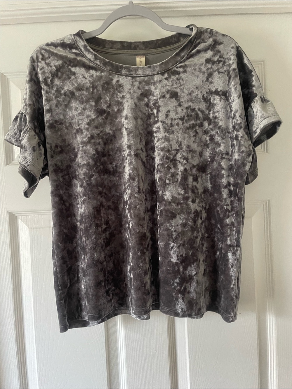 Crushed Velvet Short Sleeve Tee - Gray Alter’d State medium